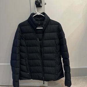 Abercrombie & Fitch Men’s puffer jacket